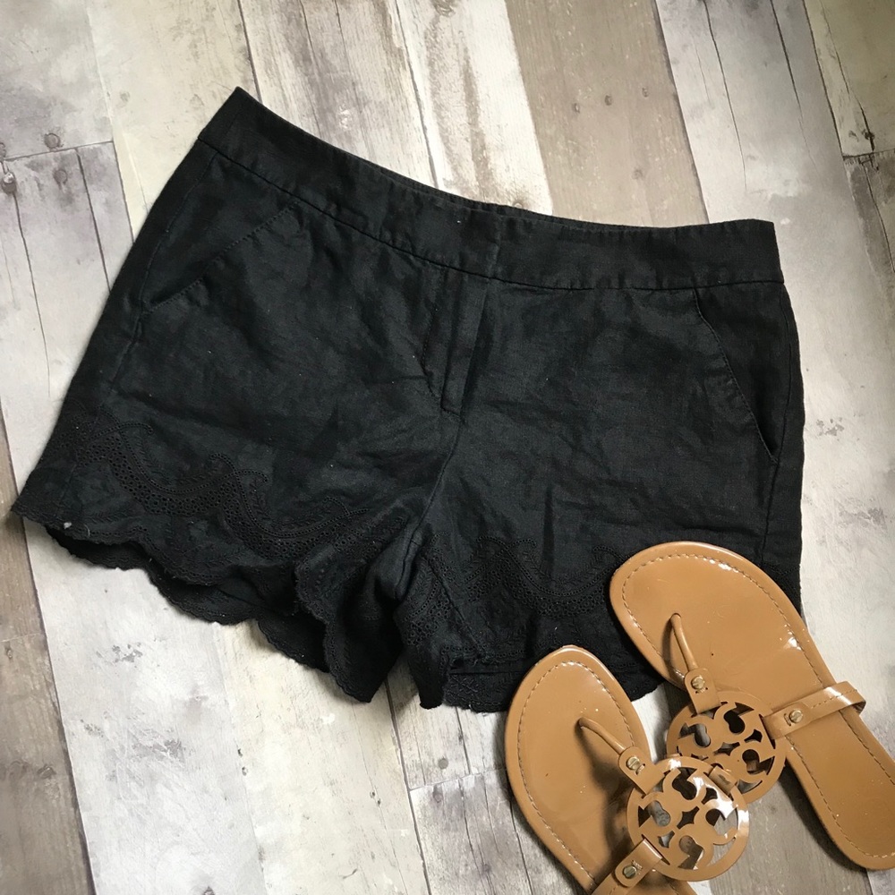 Loft Linen Shorts with Crochet Bottom